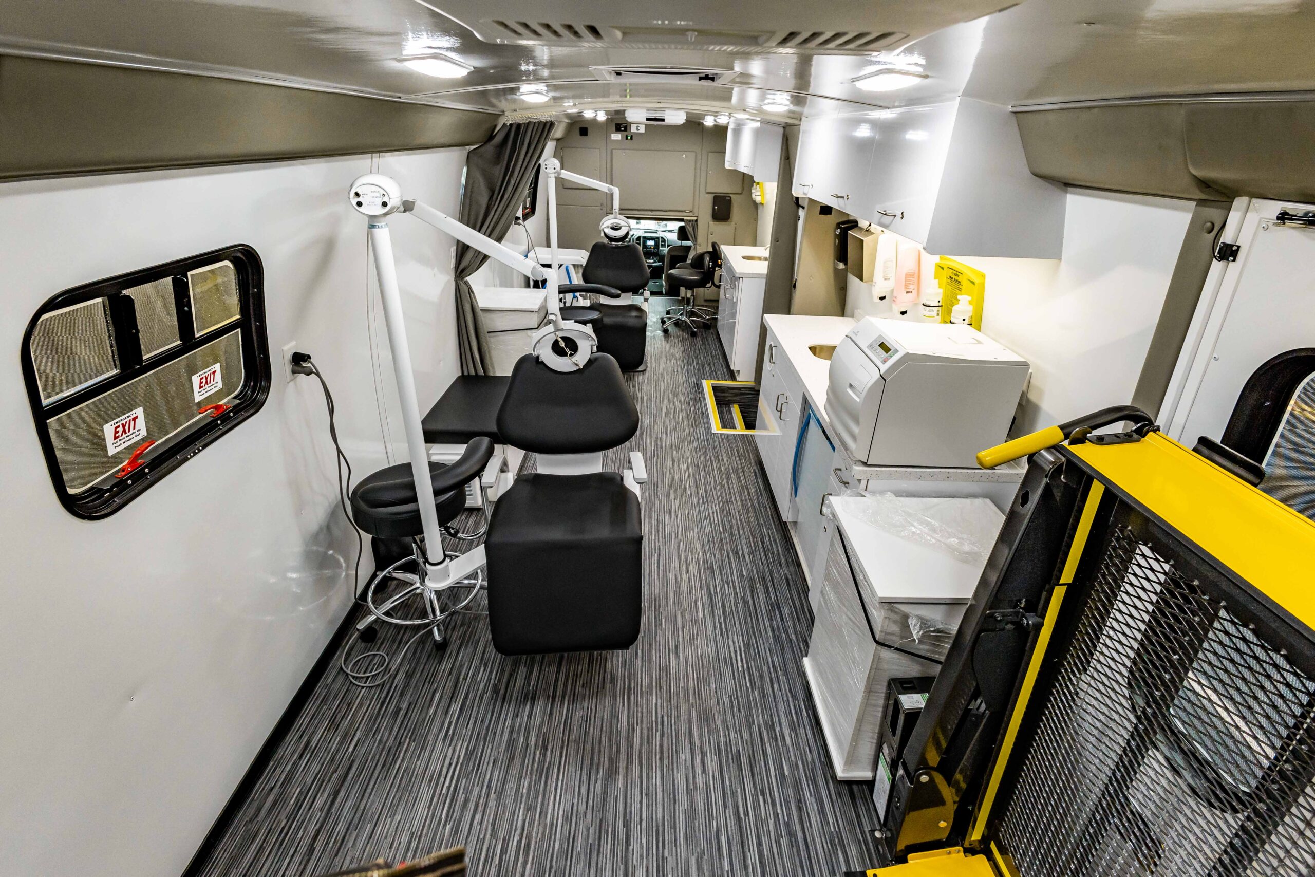 A mobile dental clinic
