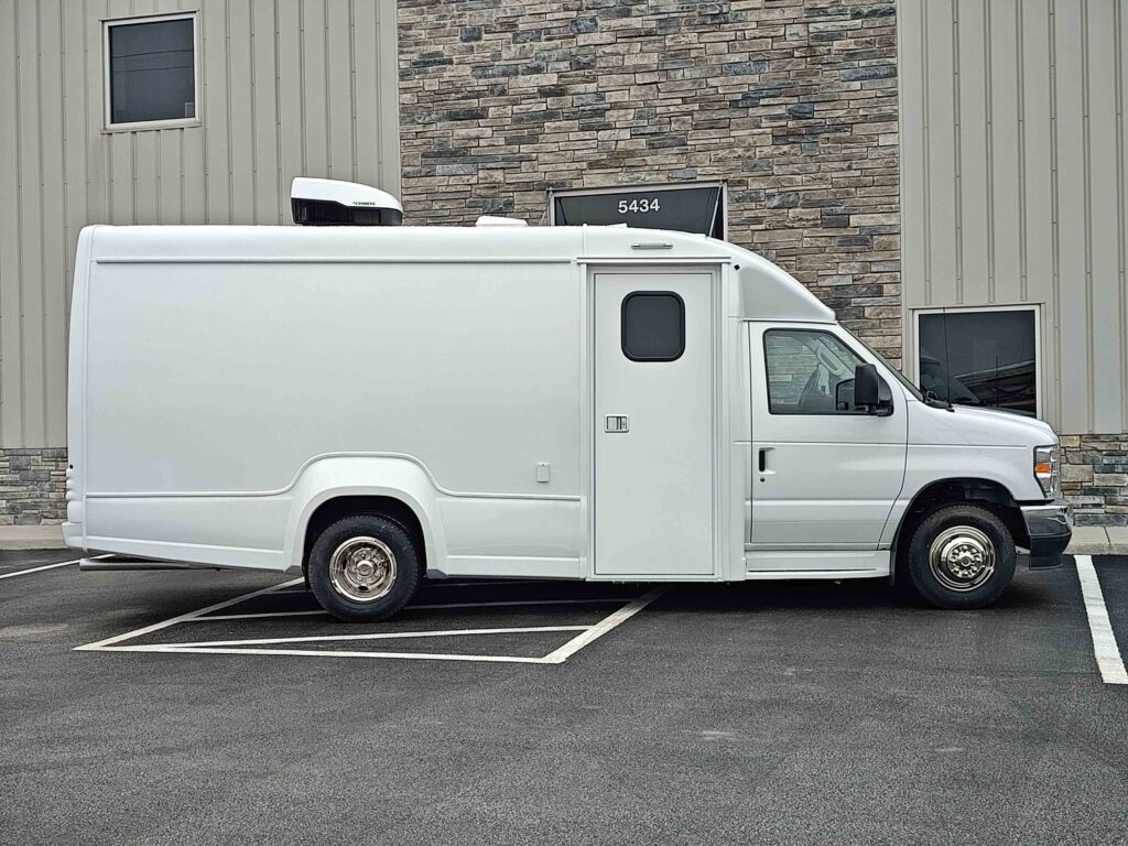 Image showing the outside of a One Room Mobile Medical Clinic, Group A.