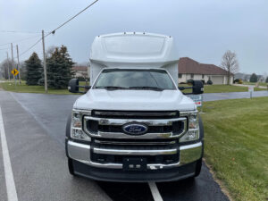 Two Room Mobile Dental Unit with Wheelchair Lift, Group L