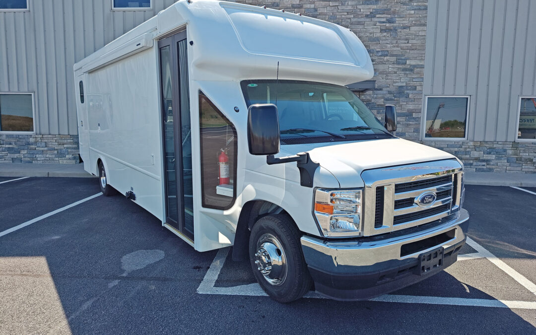 28ft Two Room Mobile Medical Clinic with Dual Entry Wheelchair Lift