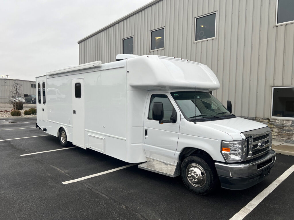 32-Foot Mobile Clinic Exterior