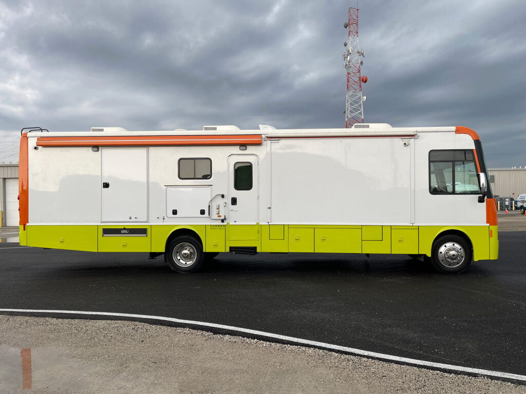 Exterior of 2014 Farber Mobile Office