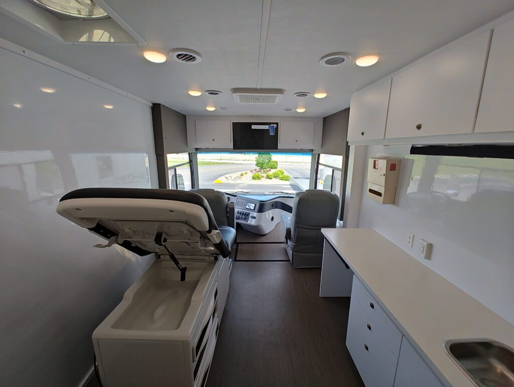 40ft Three Room Mobile Medical Clinic Interior