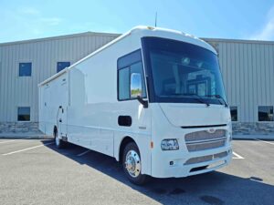 38ft Mobile Medical Clinic Exterior