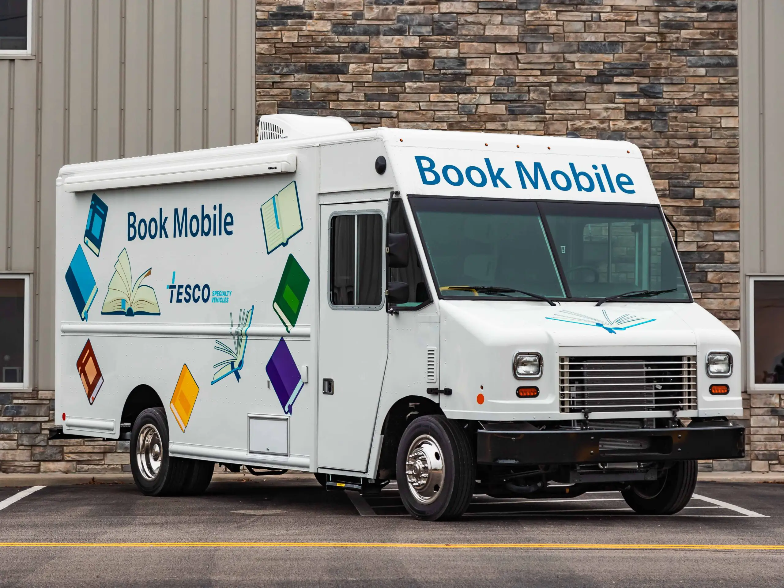 25ft Bookmobile