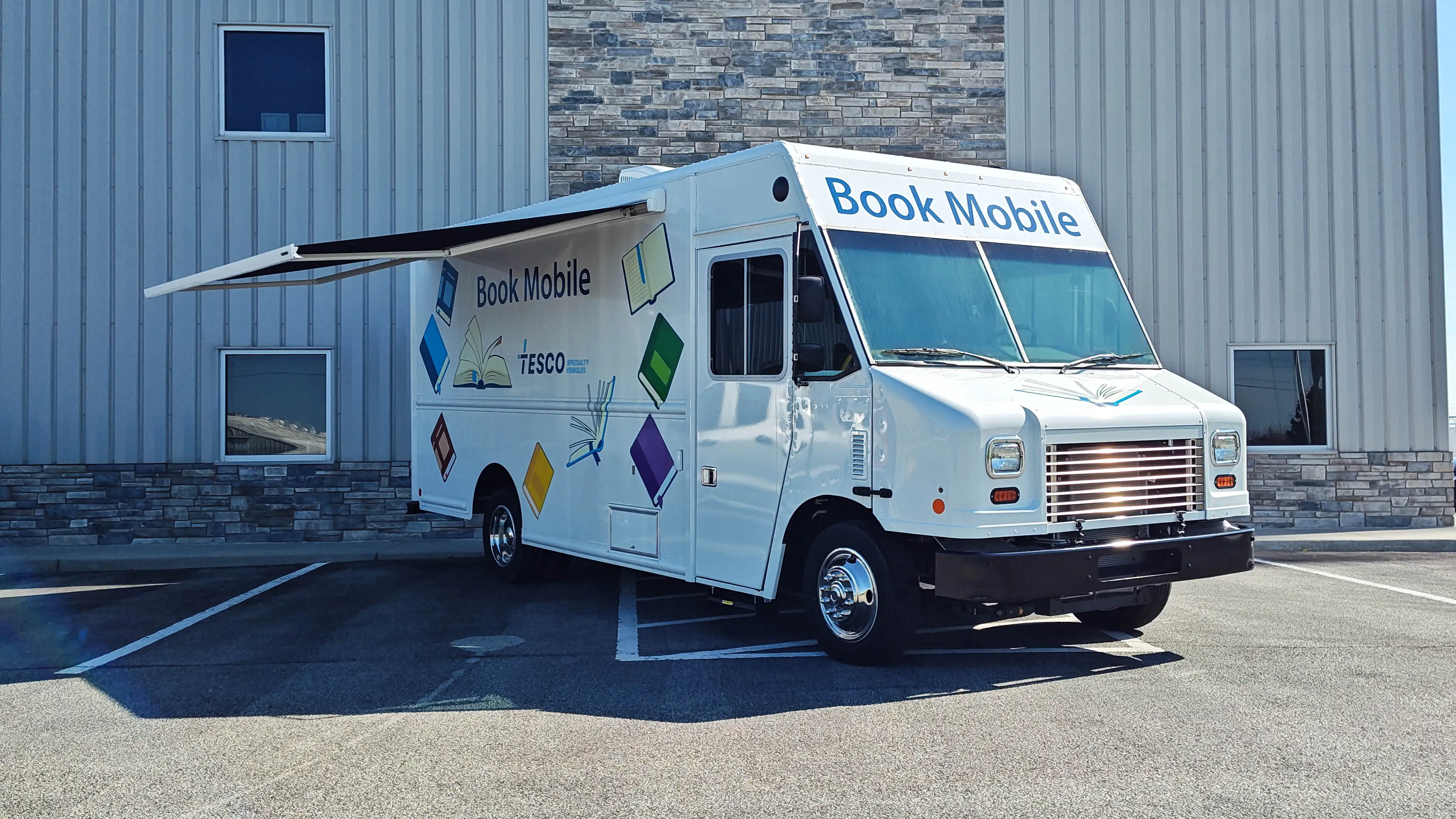 25ft Bookmobile