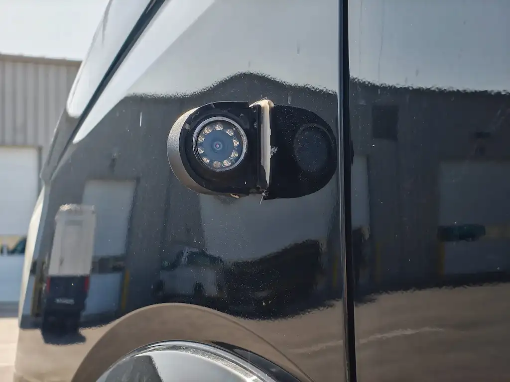 2015 Mercedes Benz Sprinter Mobile Clinic W/ Restroom