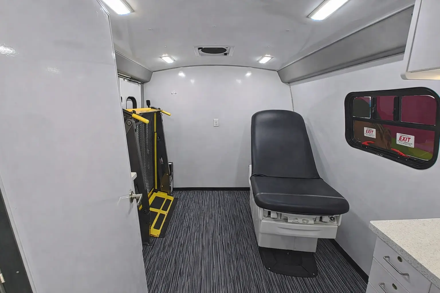 C.W. Williams Group G Three Room Mobile Clinic W/ Restroom & Wheelchair Lift - Image 14