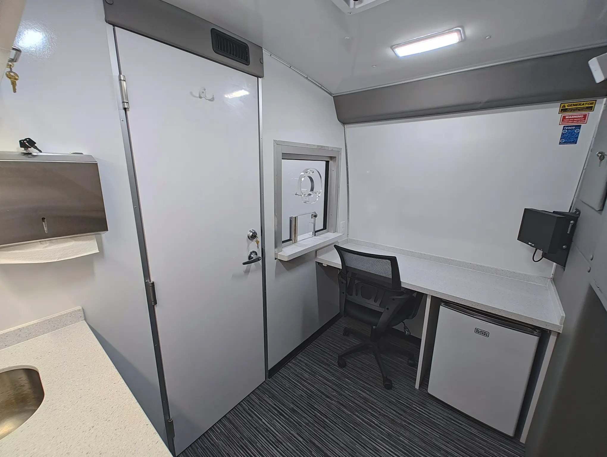 PAS Recovery Mobile Medication Unit W/ Restroom - Image 11