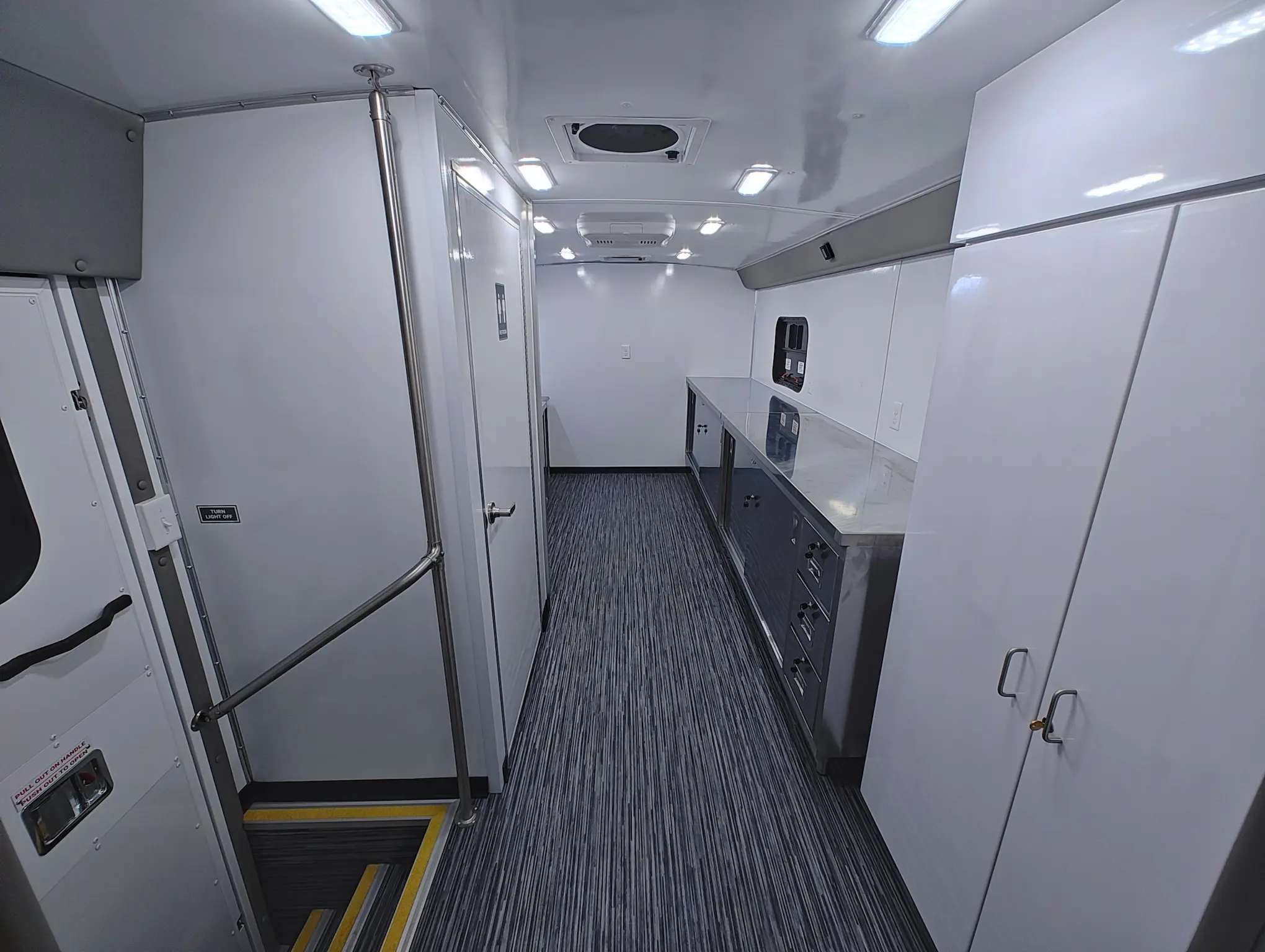 Helping Up Mission Mobile Behavioral Health Clinic W/ Restroom - Image 7