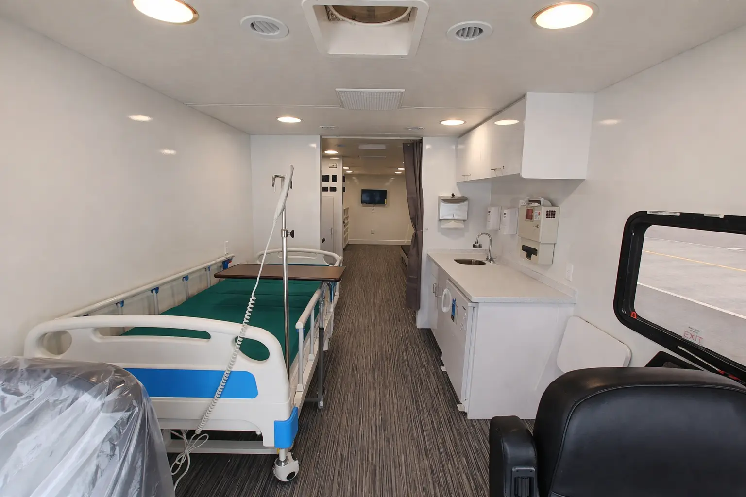 Western Dakota Tech Winnebago Mobile Simulation Lab - Image 10